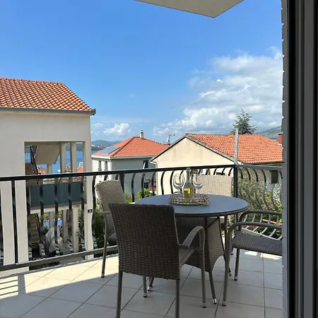 Roko Apartment Trogir